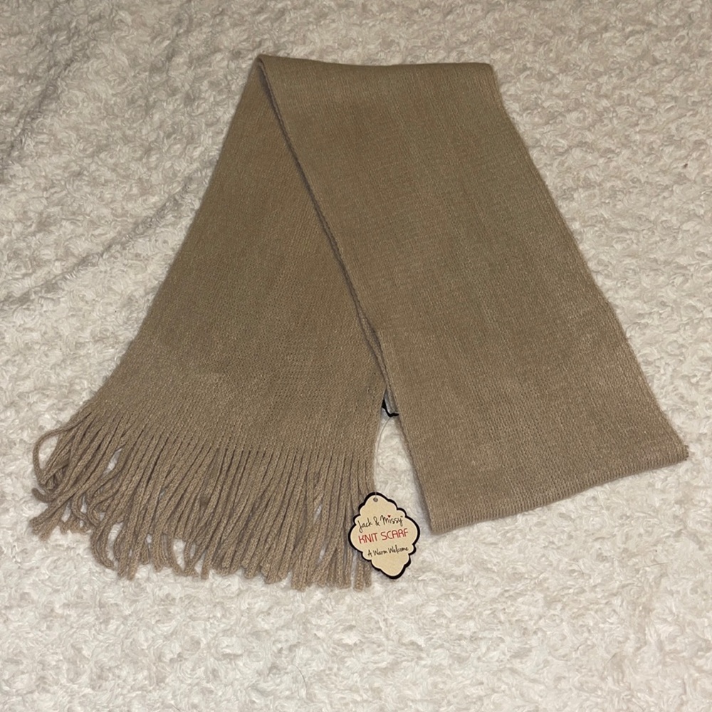 💕5 for $20 JACK & MISSY Knit Scarf in Taupe with 4 inch fringe. New with tags.